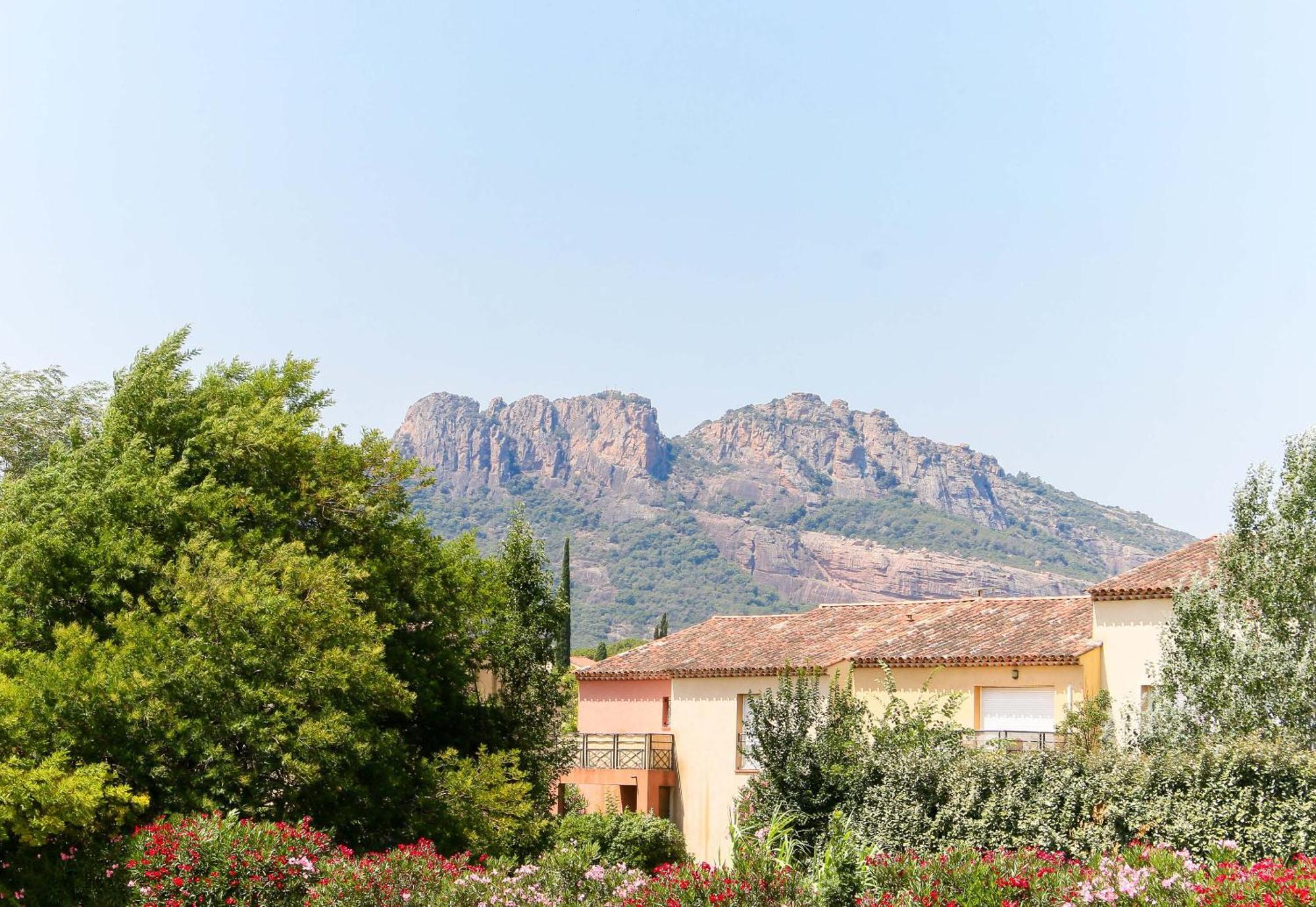 B&B Hotel Frejus Roquebrune-Sur-Argens Exterior photo