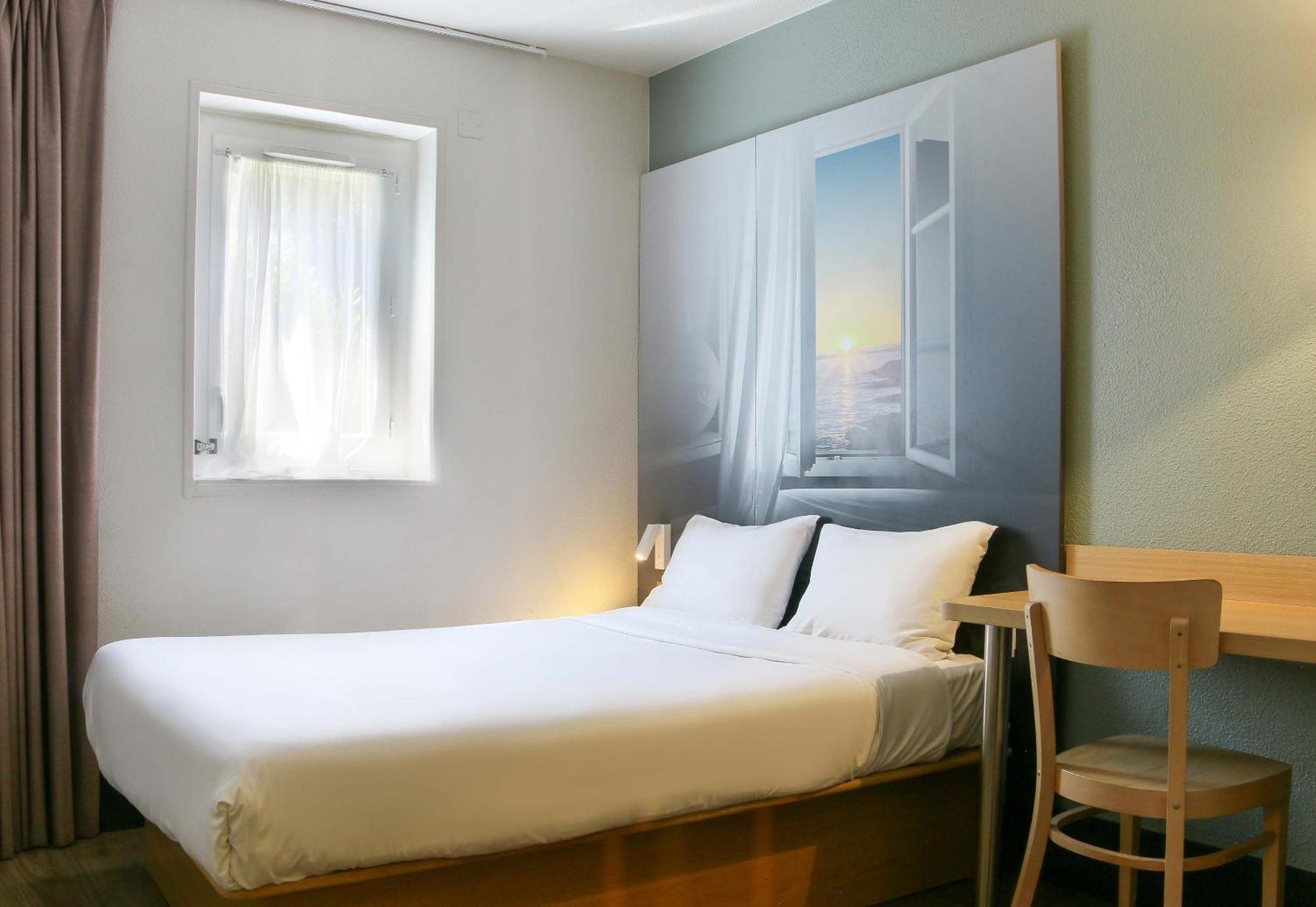 B&B Hotel Frejus Roquebrune-Sur-Argens Exterior photo
